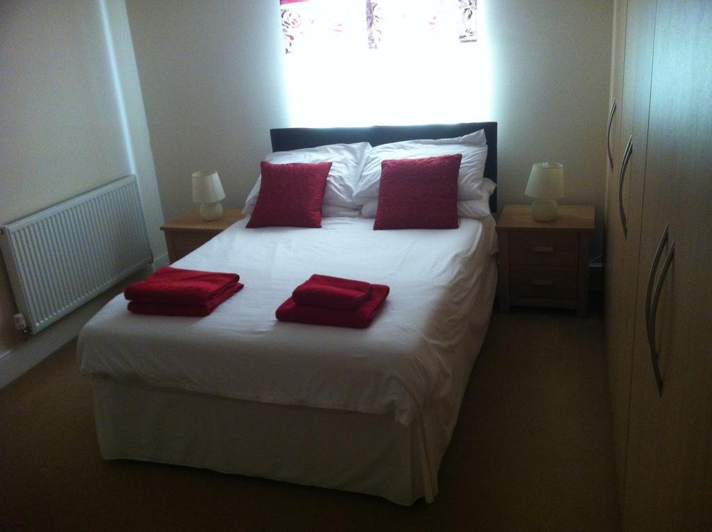 Pay2Stay Chester Esterno foto