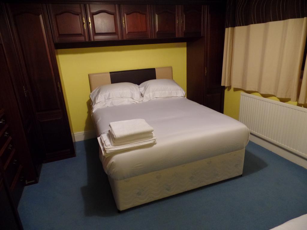 Pay2Stay Chester Esterno foto