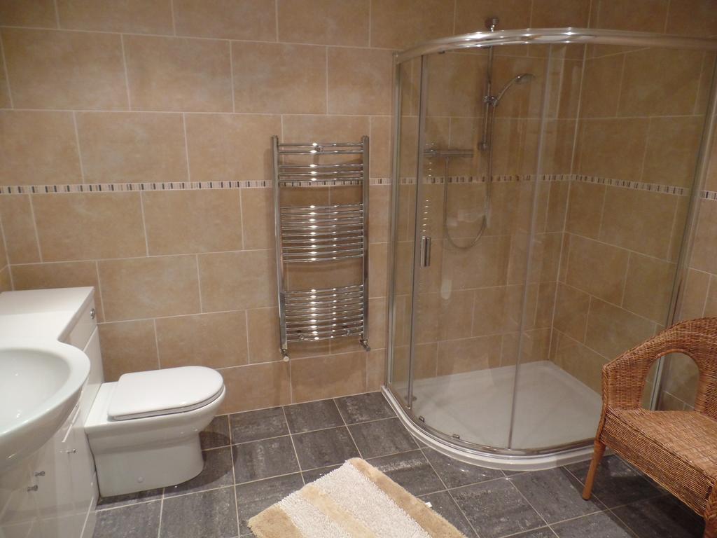 Pay2Stay Chester Esterno foto