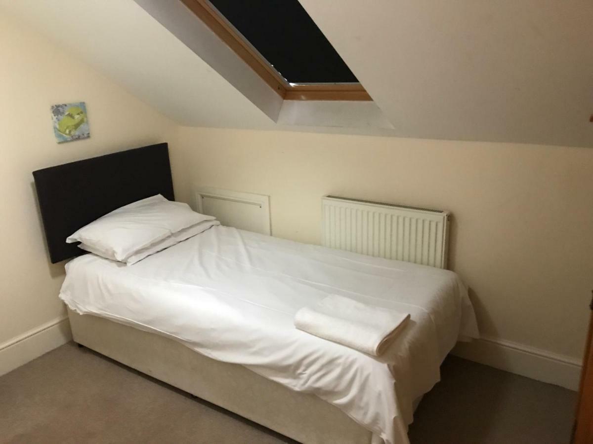 Pay2Stay Chester Esterno foto