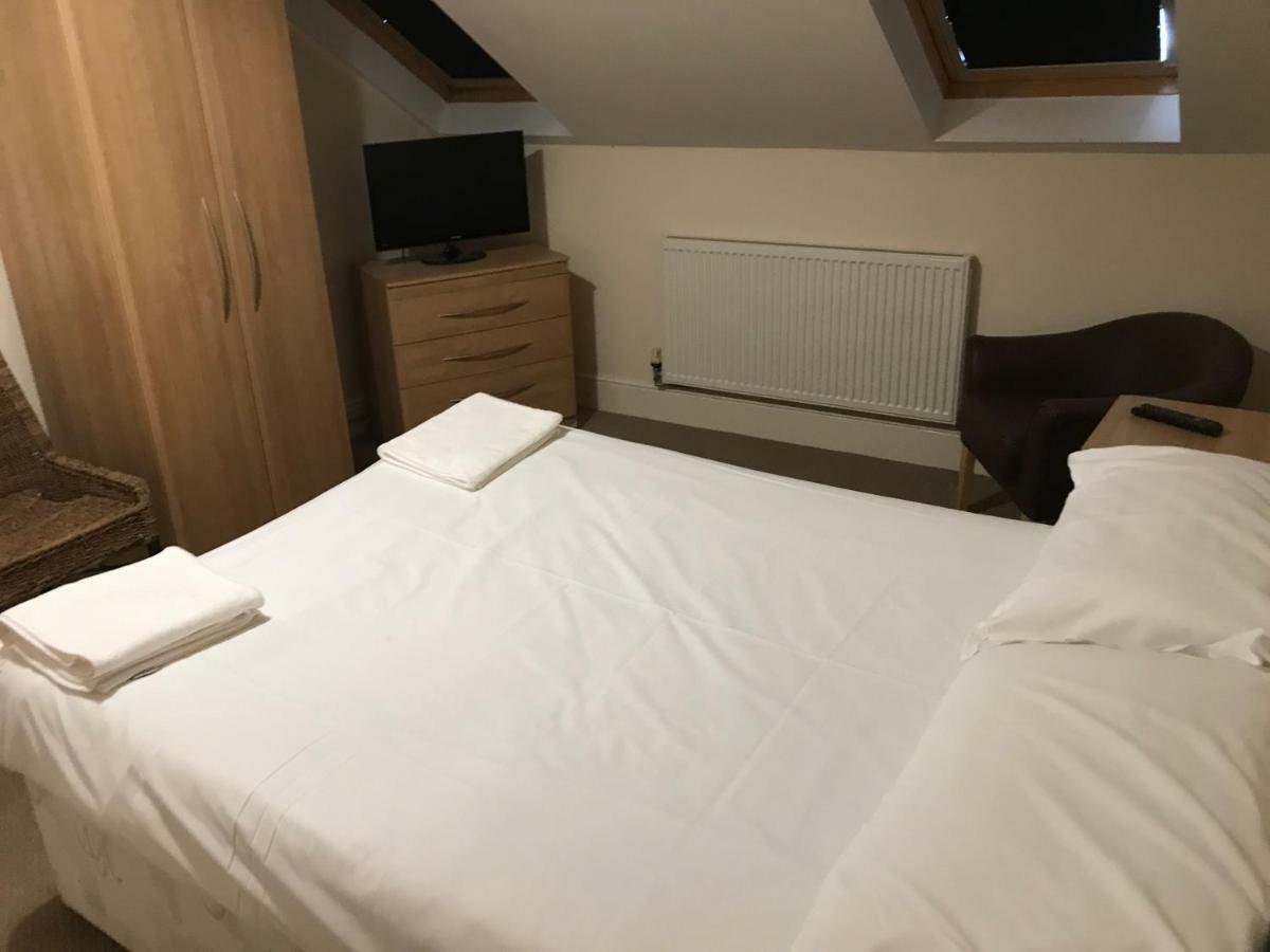 Pay2Stay Chester Esterno foto